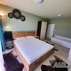 Sea Relax Garden 아파트 네세부르
